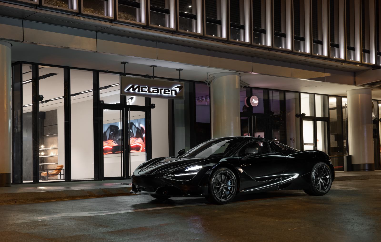 showroom-mclaren-viet-nam-ho-chi-minh