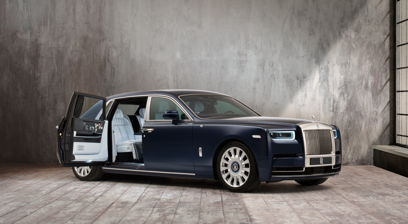 Bespoke-ROLLS-ROYCE-ROSE