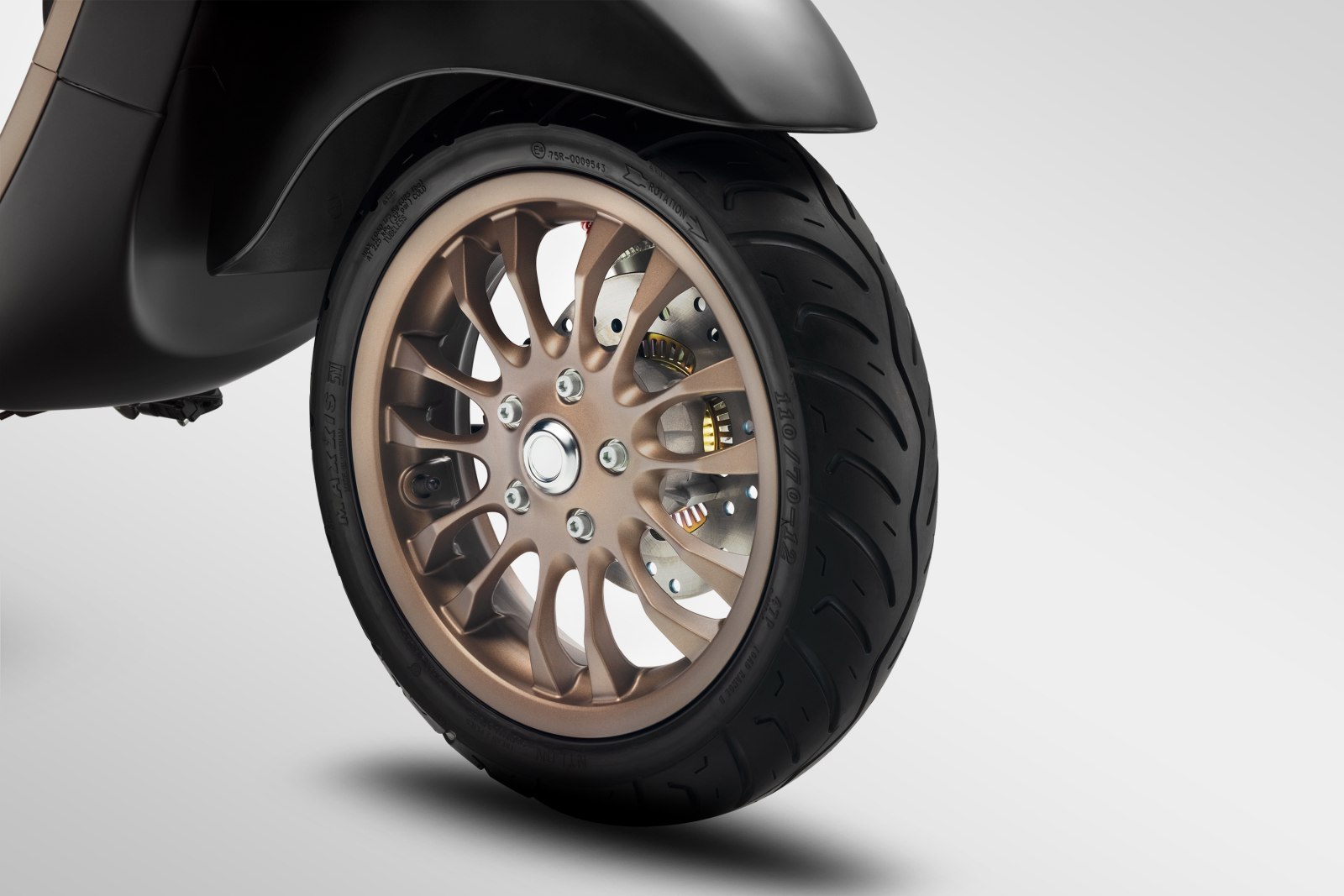 Piaggio-xe-Vespa-Sprint-S-TFT-Black-Opaco-2023