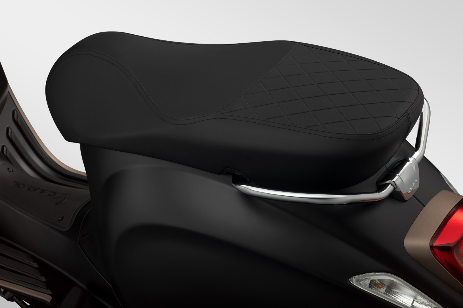 Piaggio-xe-Vespa-Sprint-S-TFT-Black-Opaco-2023