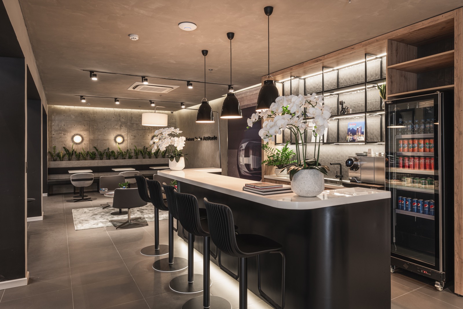audi-charging-lounge-tram-sac-dien-nhanh-cao-cap-hcm-e-tron