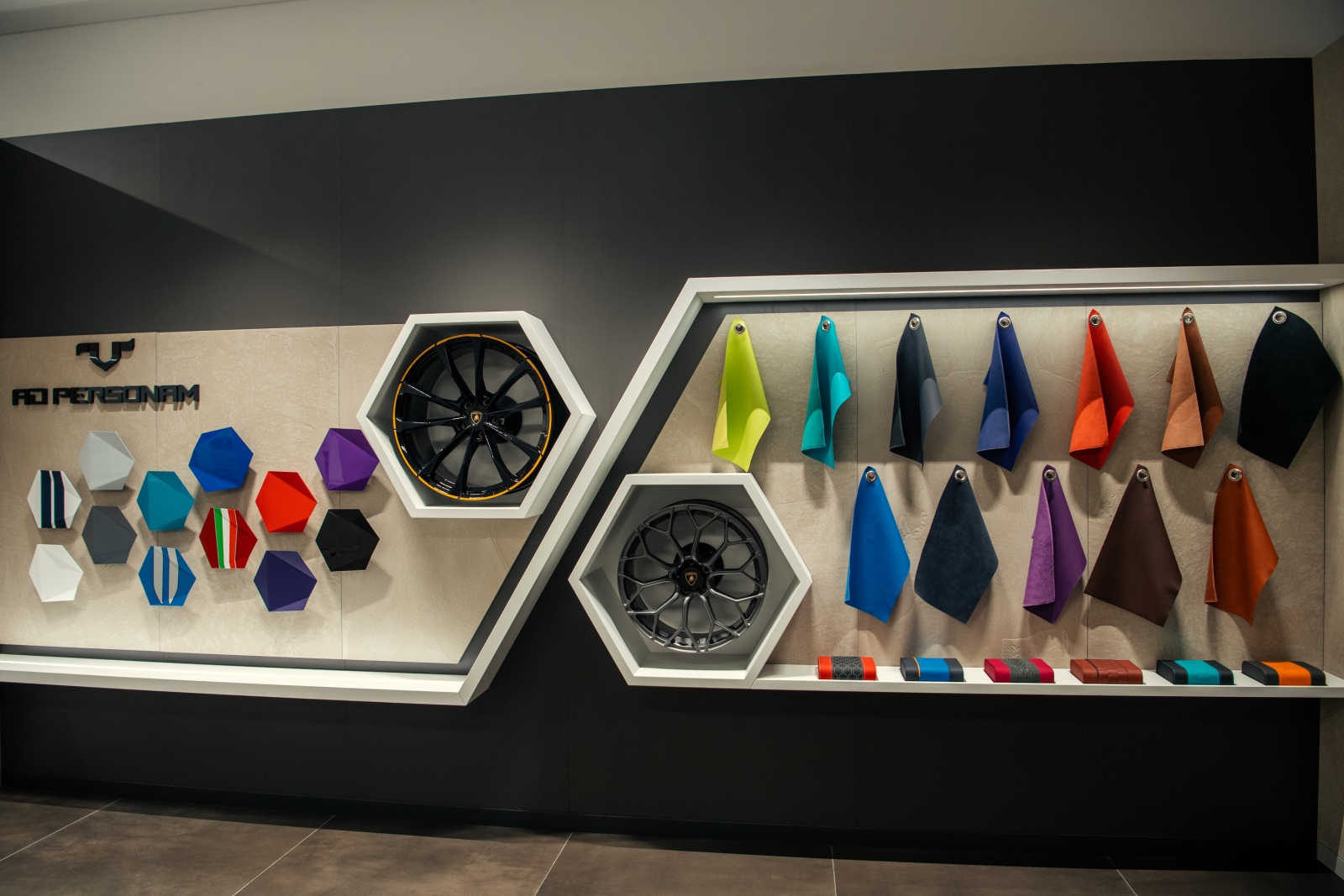 Automobili Lamborghini, Lamborghini showroom, Lamborghini HCM, khách sạn Hilton Saigon