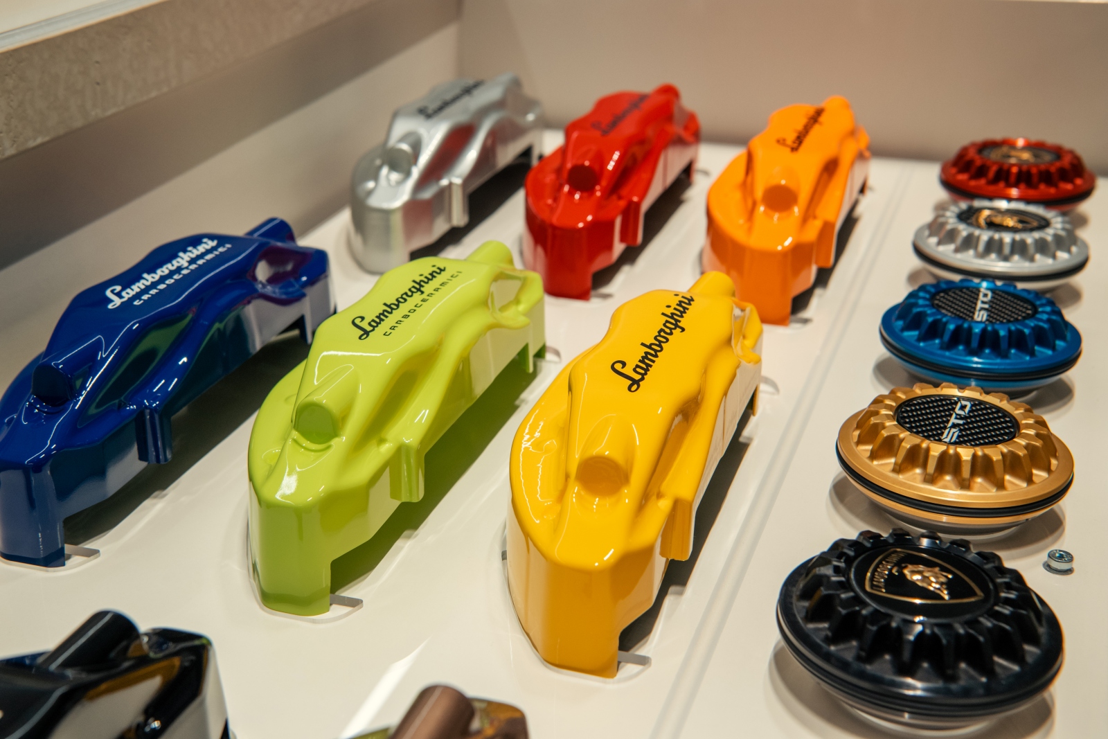 Automobili Lamborghini, Lamborghini showroom, Lamborghini HCM, khách sạn Hilton Saigon