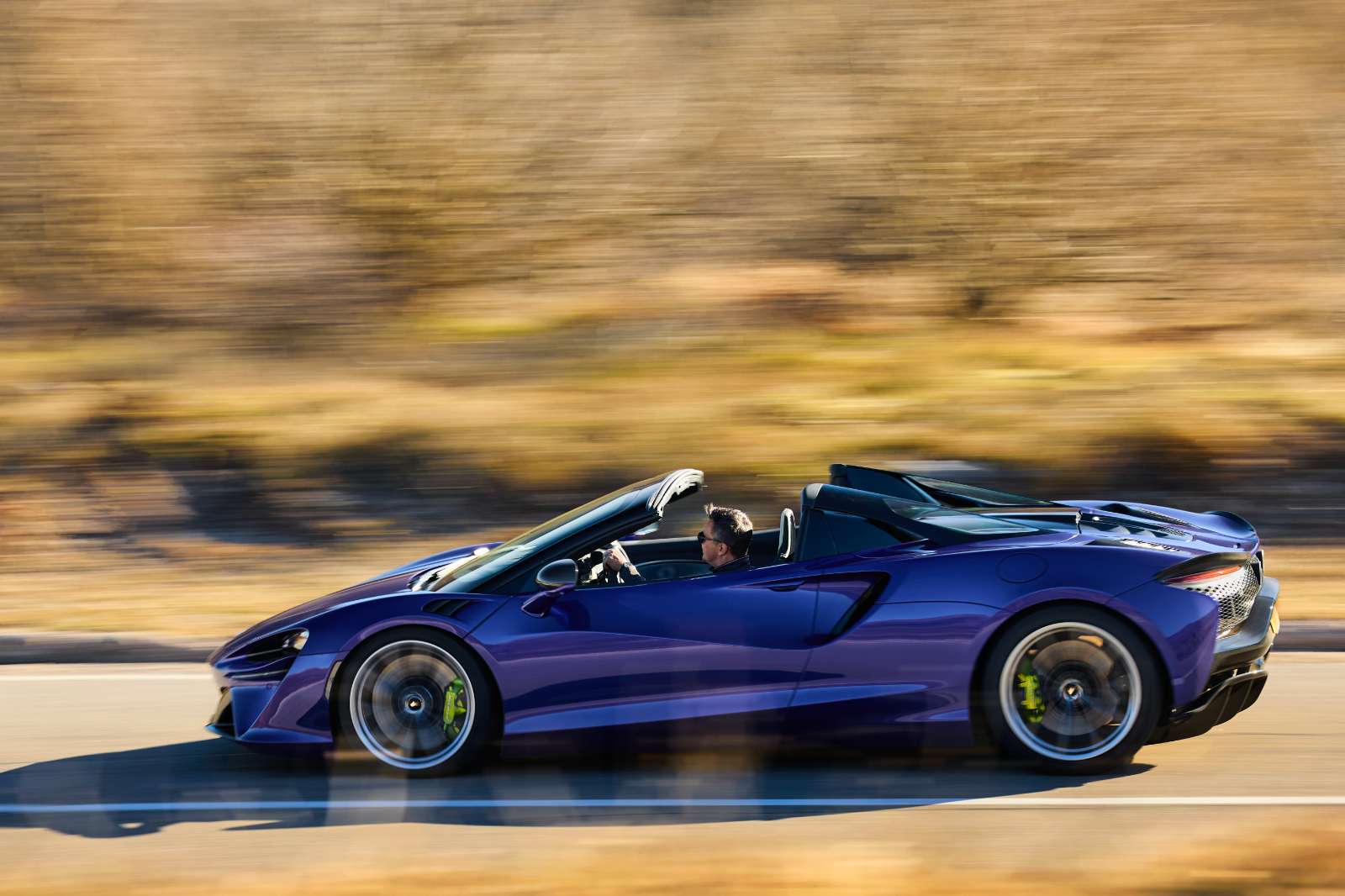 McLaren Artura Spider