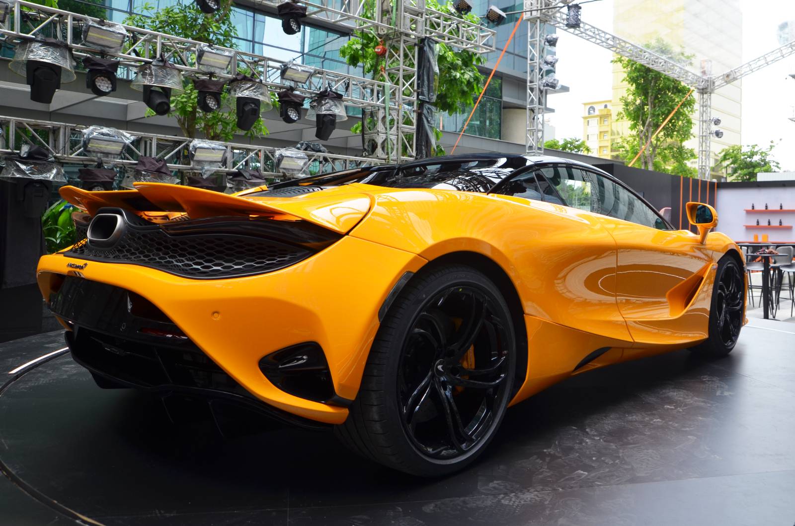 McLaren 750S 