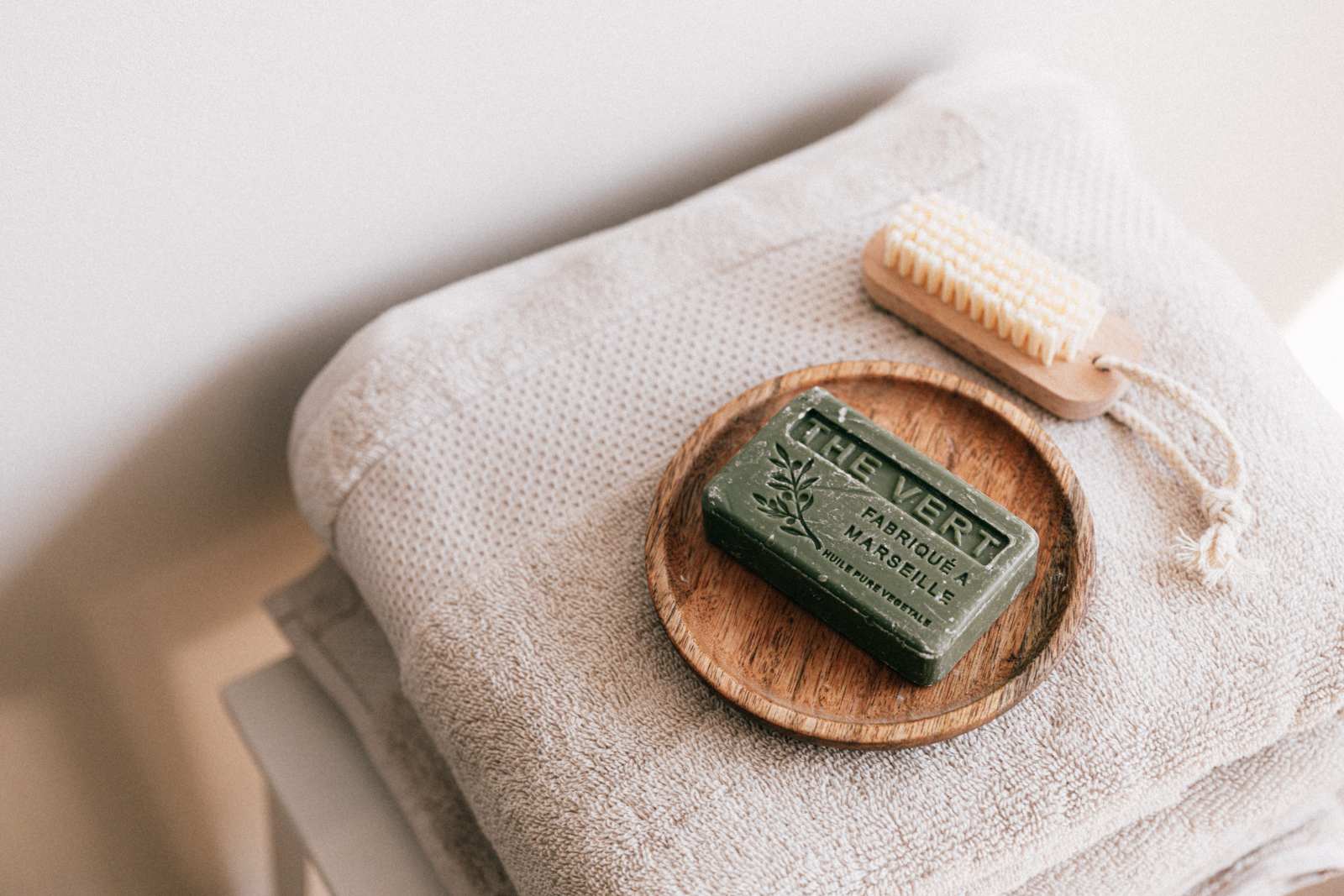 cham-soc-da-co-the-body-skin-care-lotion-routine