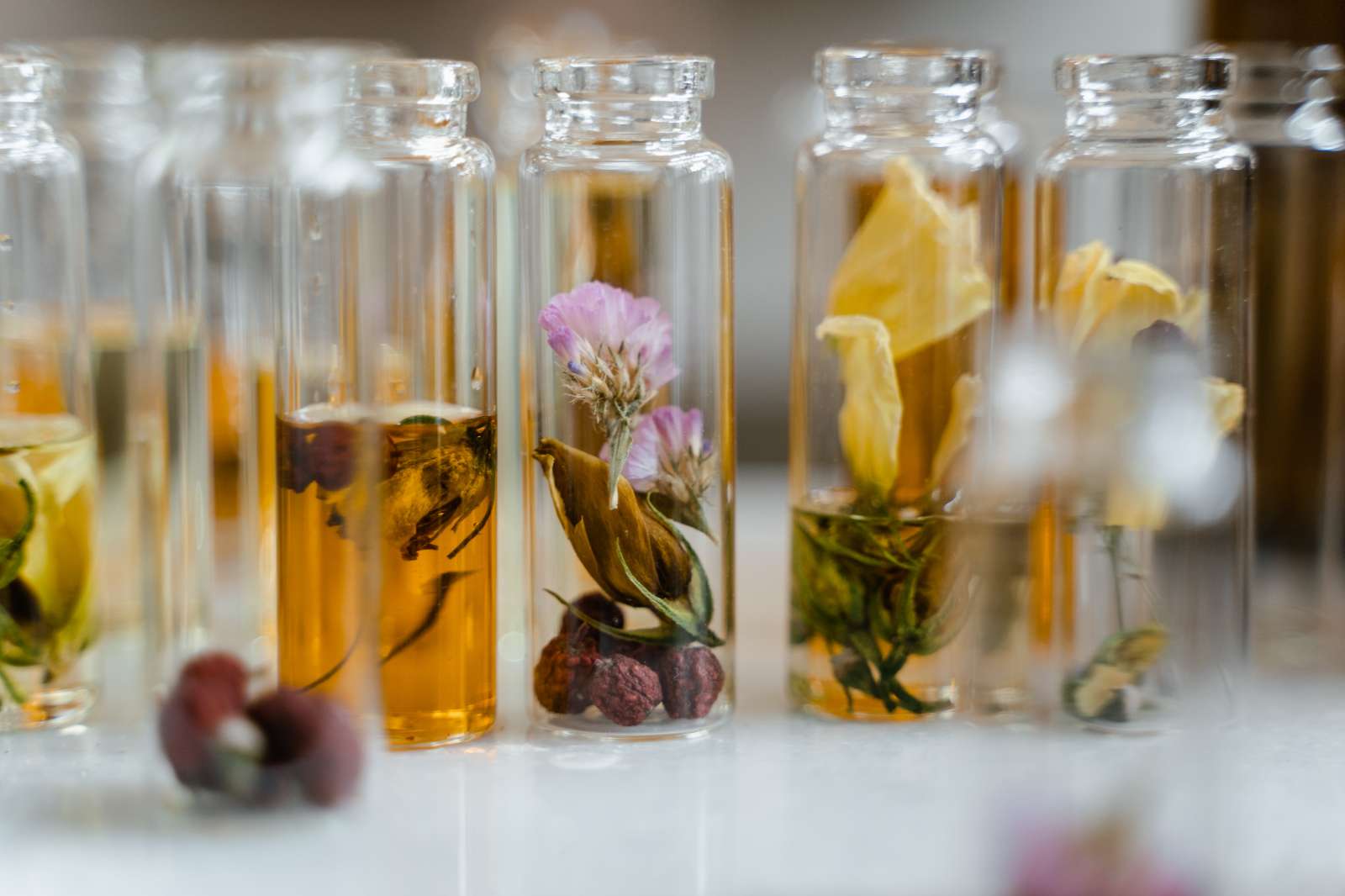 mùi hương, nước hoa, nước hoa cao cấp, Diptyque Orphéon, Maison Francis Kurkdjian, Tom Ford Café Rose, Tutti Twilly d’Hermès 