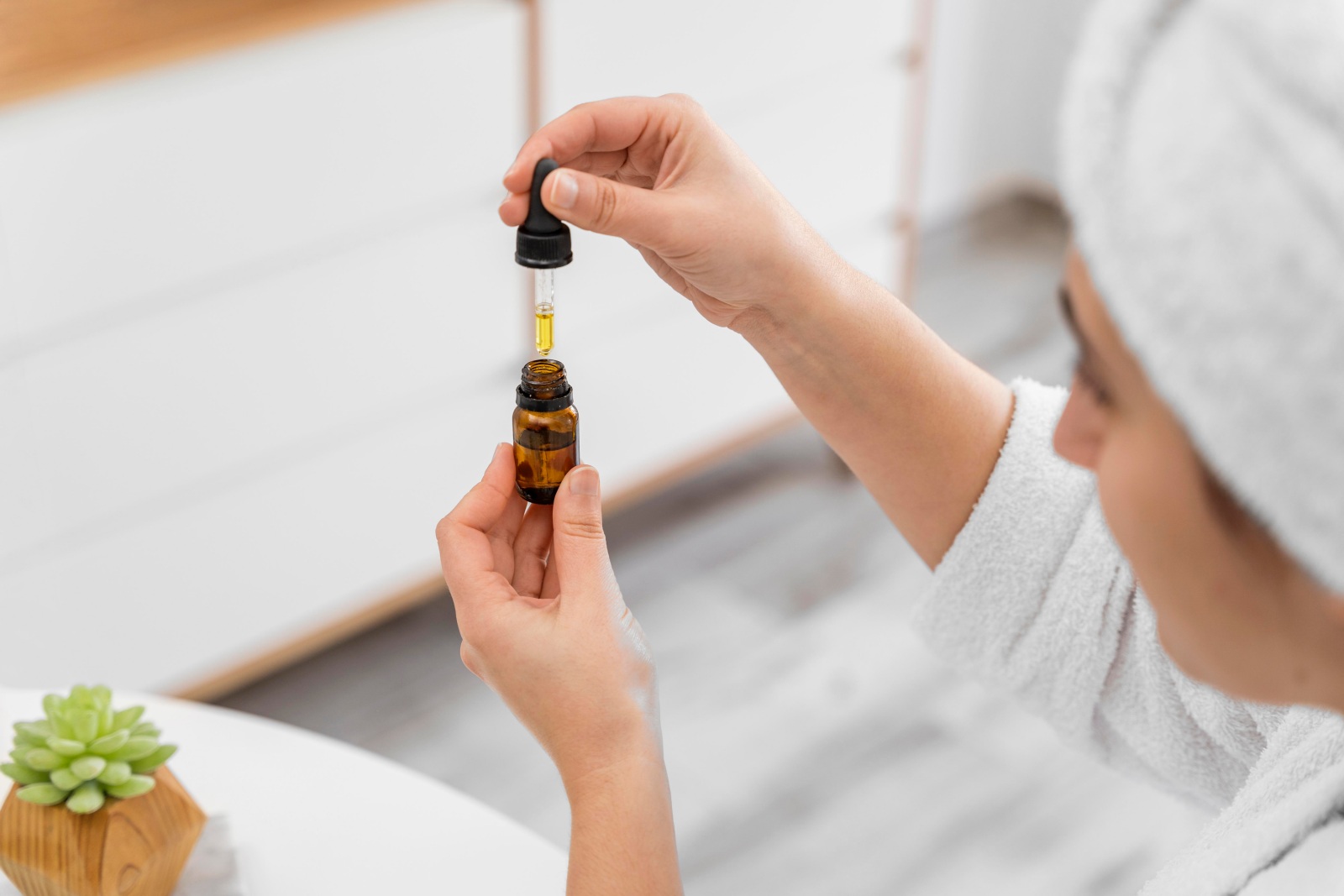 Peptide, Niacinamide, skincare tips, chăm sóc da năm mới, chống lão hóa, chăm sóc da hàng ngày