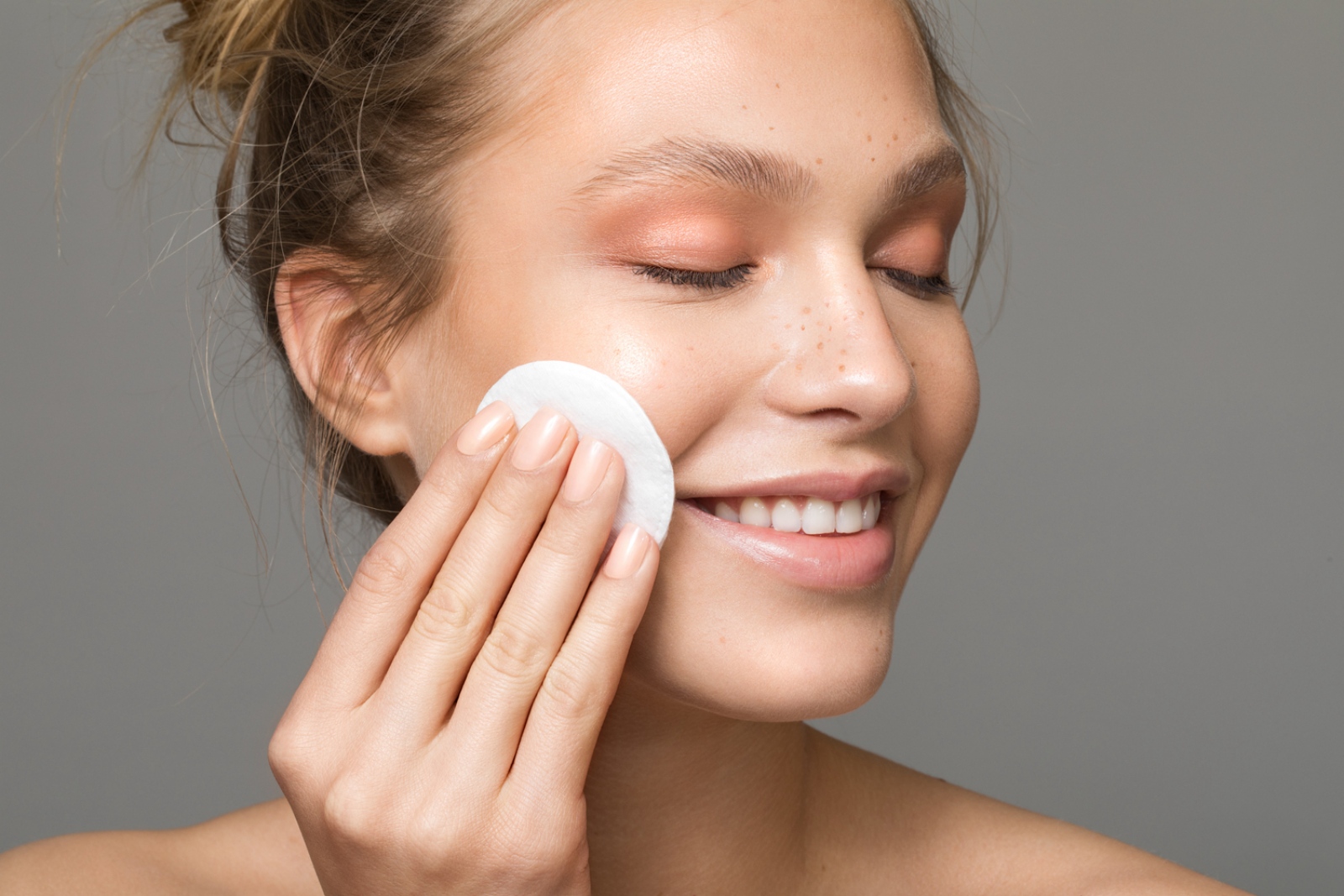 toner pads, có nên sử dụng toner pads, skincare, những điều cần biết về toner pads