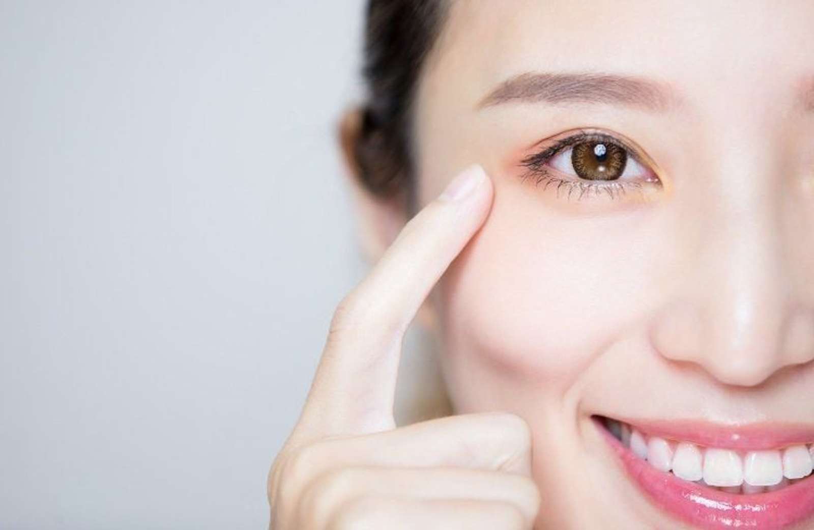 Chăm sóc da mắt, dưỡng da vùng mắt, bí kíp làm đẹp 