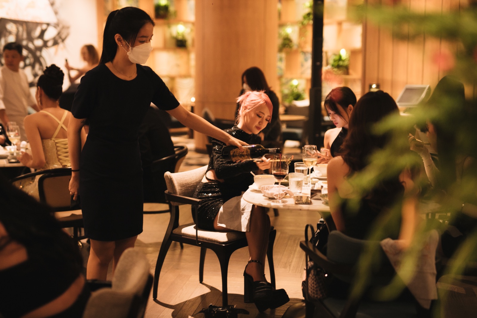 New World Saigon, black vinegar, khách sạn new world, new world, thực đơn mới