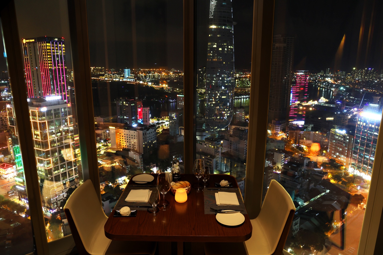 Sedona Suites, sky28, giáng sinh, nhà hàng trên cao, mùa lễ hội
