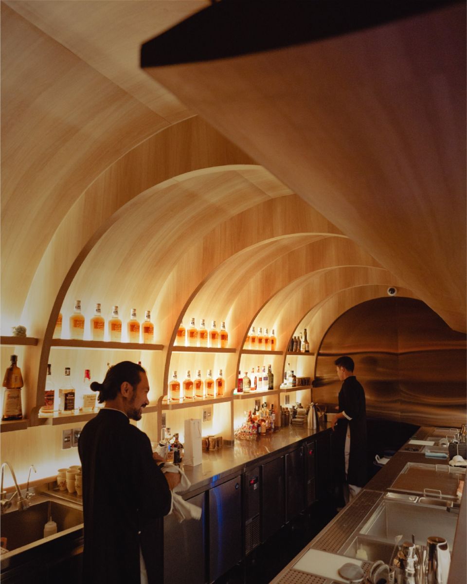 U bar, U, Nightlife, Cuisine