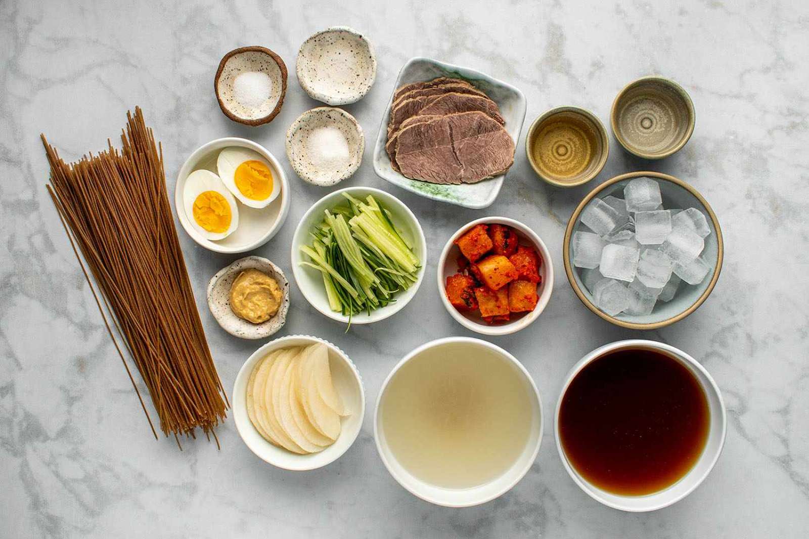 mì lạnh Hàn Quốc, ẩm thực Hàn Quốc, Pyongyang Naengmyeon, HamHung Naengmyeon