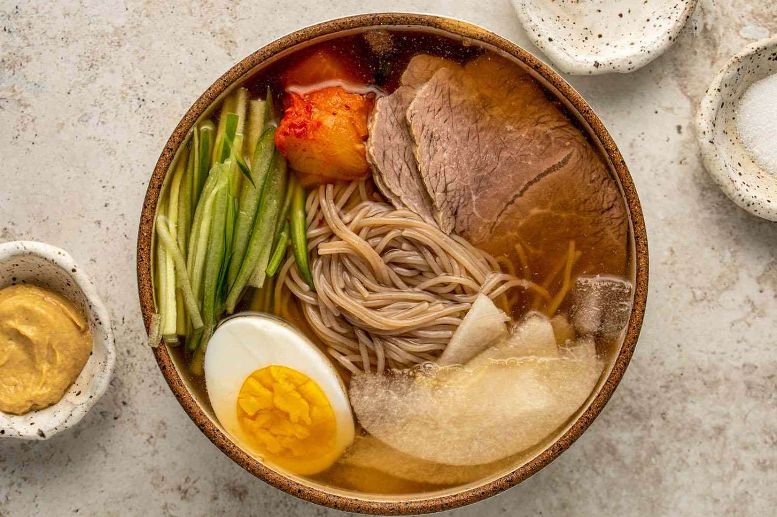 mì lạnh Hàn Quốc, ẩm thực Hàn Quốc, Pyongyang Naengmyeon, HamHung Naengmyeon