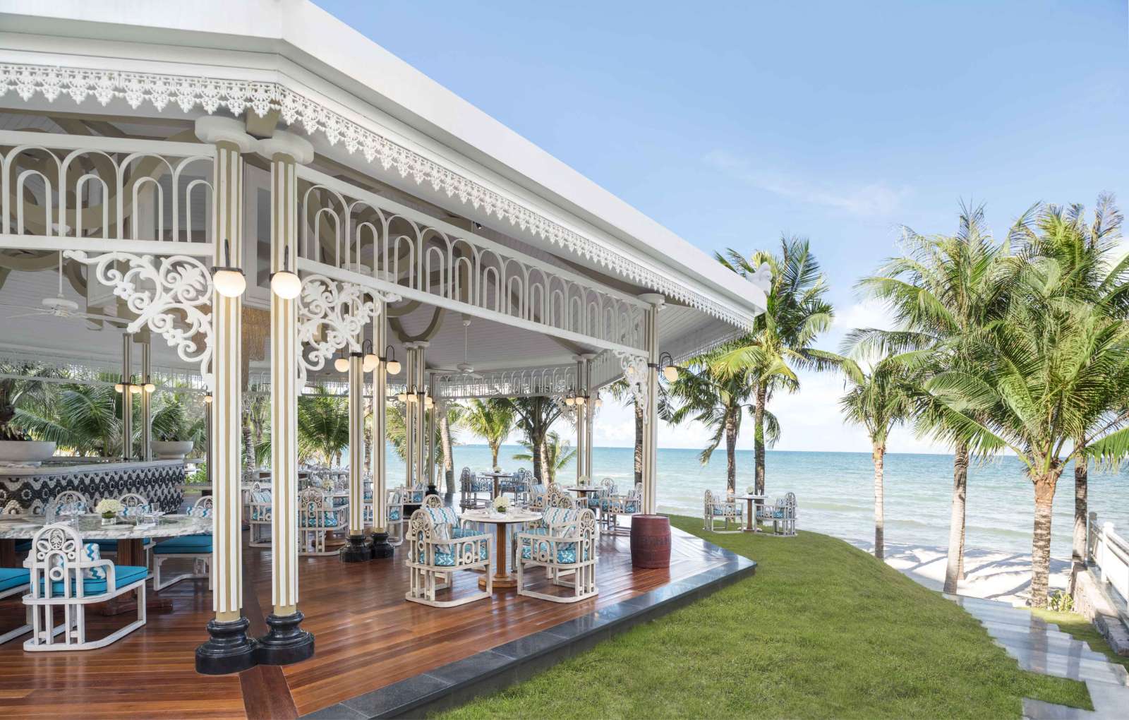 JW Marriott Phú Quốc Red Rum