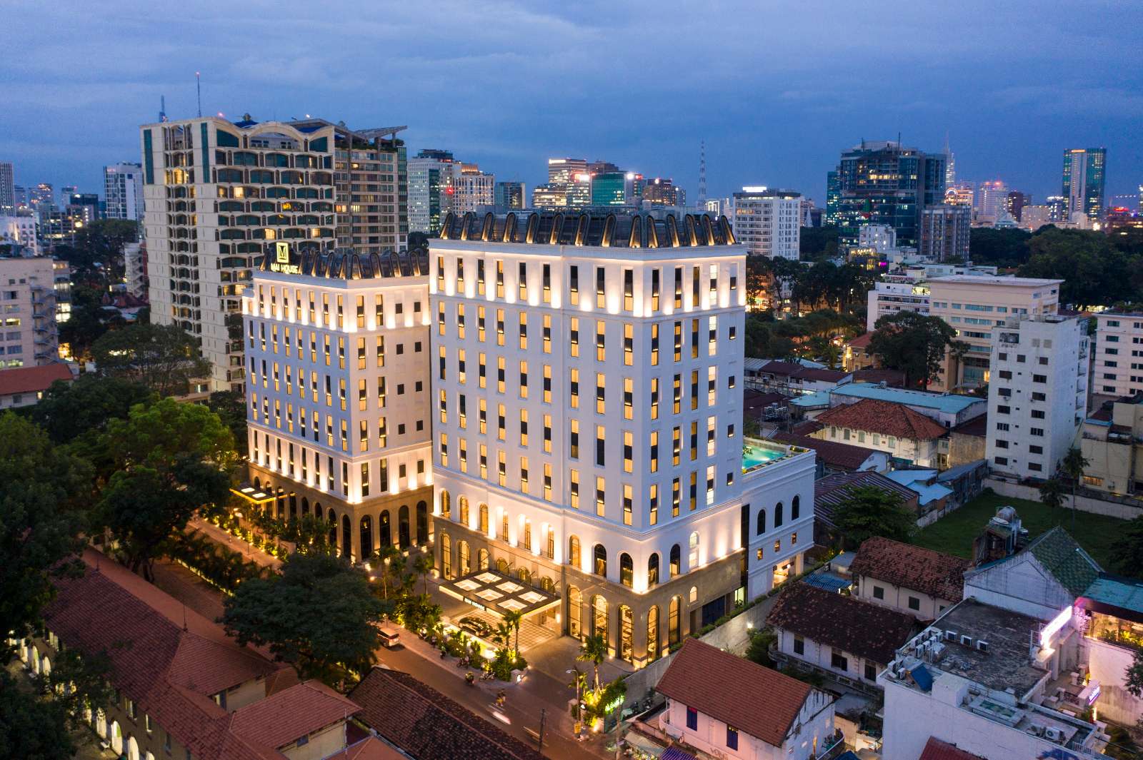 Mai Sky, Mai House Saigon Hotel, rooftop bar, bar Sài Gòn, khách sạn cao cấp