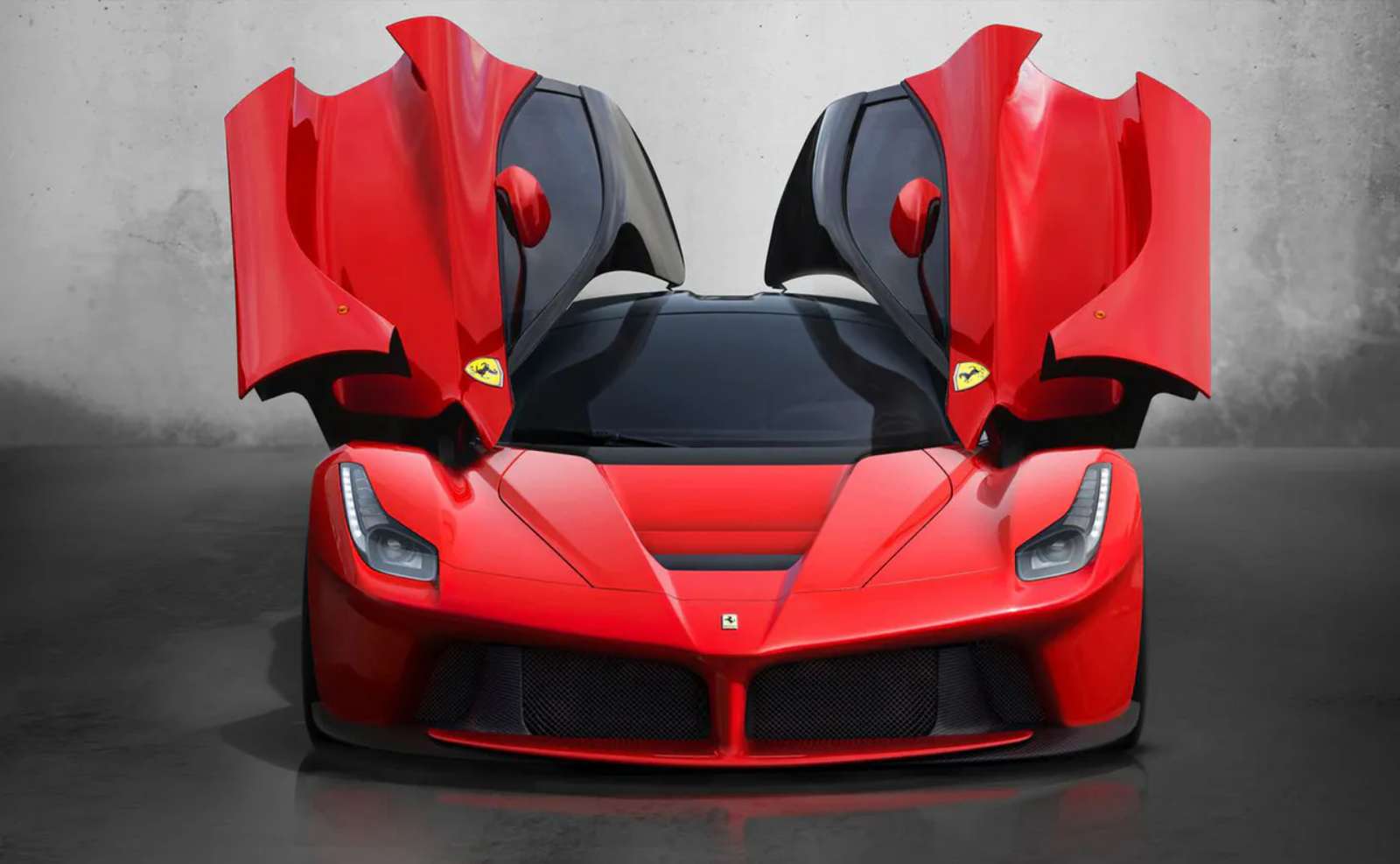 Thương hiệu xa xỉ, Ferrari, Hermès, Phong cách sống