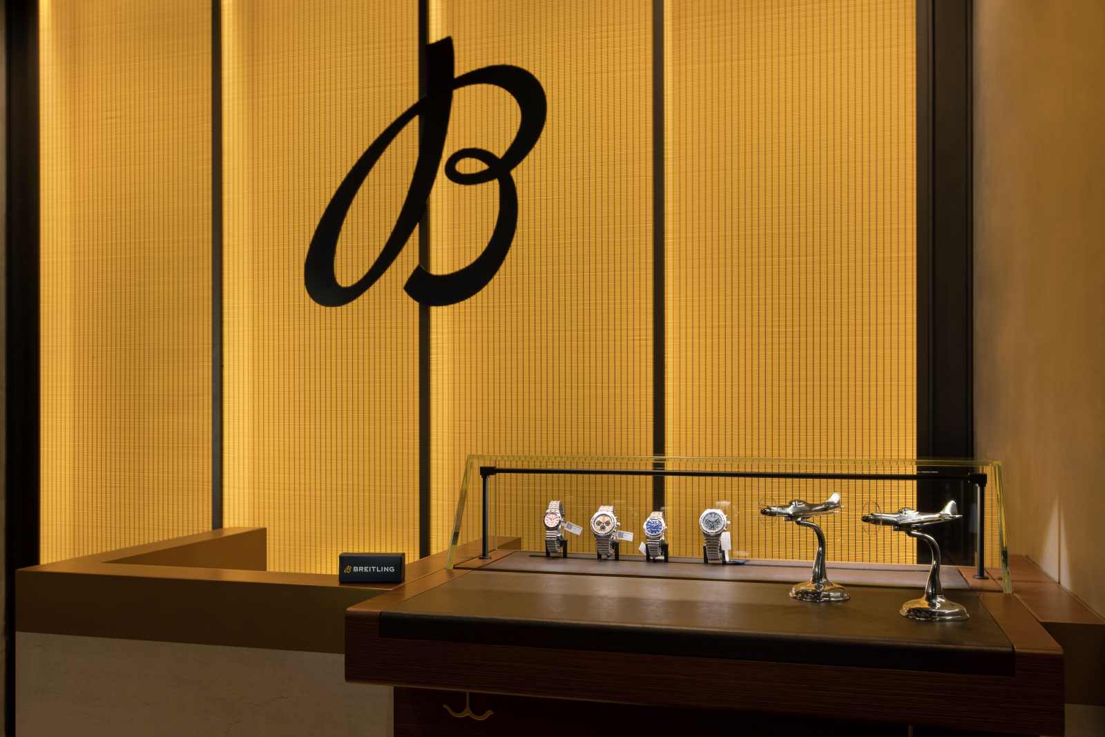 breitling-boutique-ha-noi-store