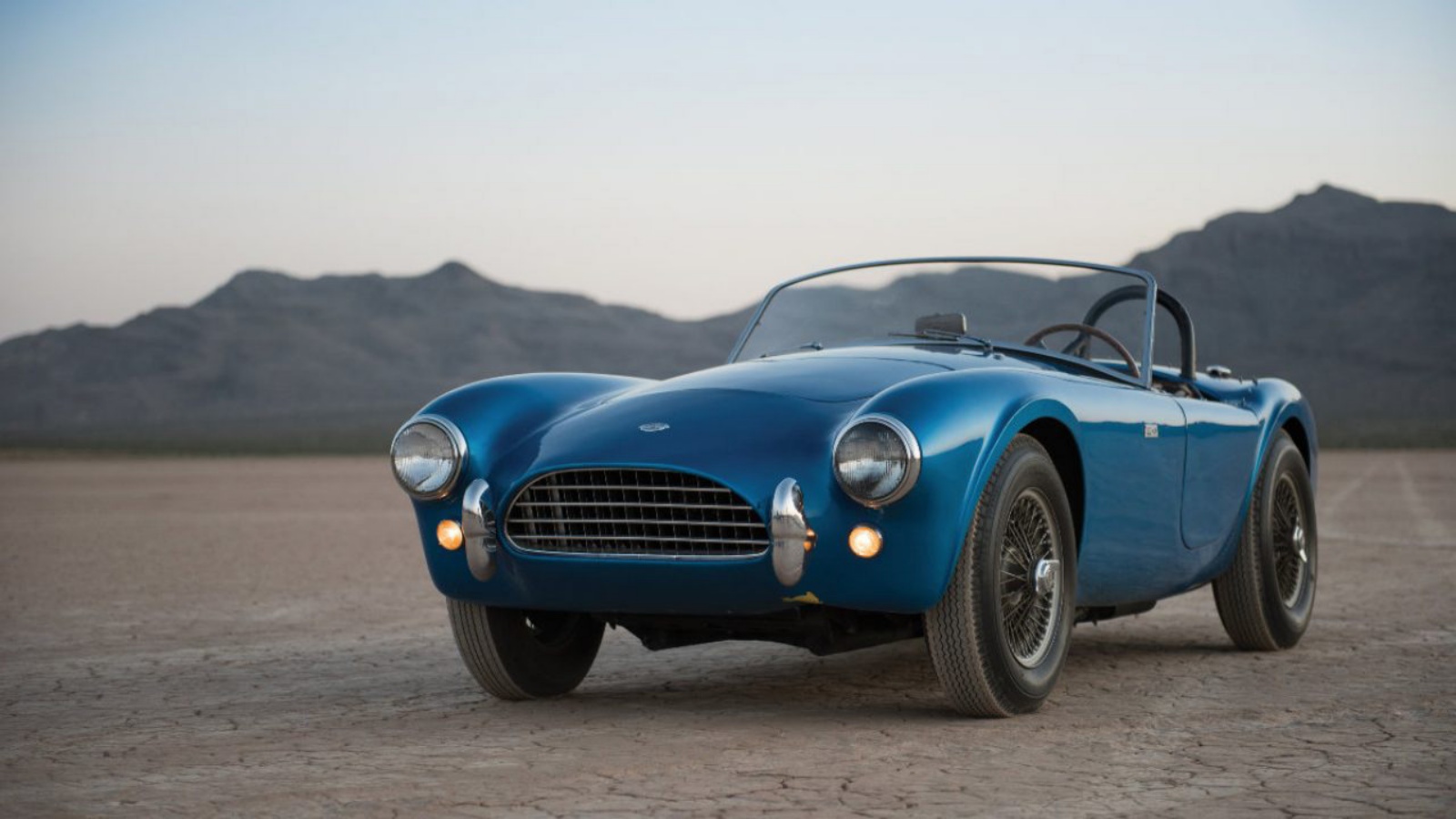 wwk-dong-ho-thuy-si-breitling-Top-Time-Classic-Cars