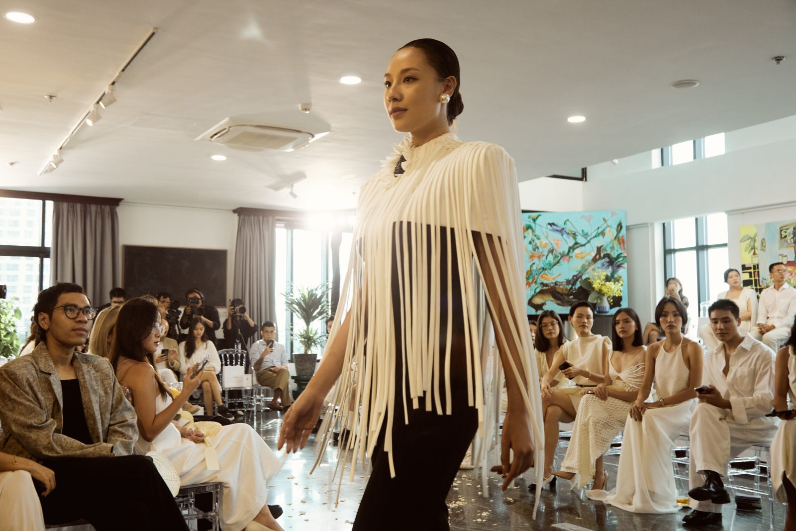 Lecia Bridal, fashion show, BST Xuân Hè 2023, váy cưới cao cấp, váy cưới thiết kế, thương hiệu thời trang việt cao cấp