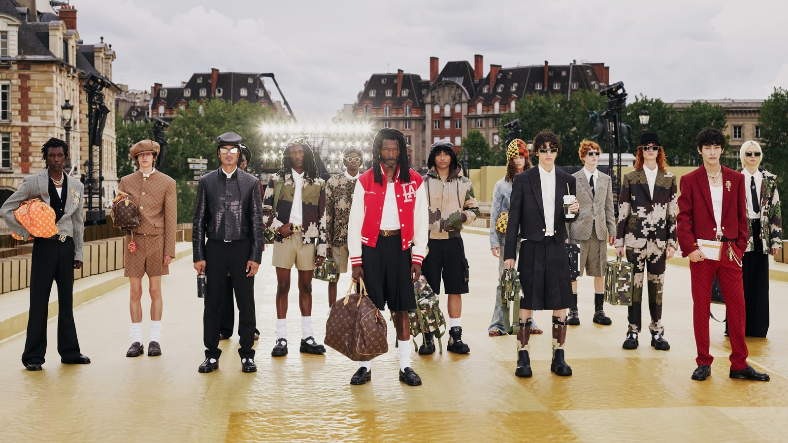 Louis Vuitton, LV, Pharrell Williams, Louis Vuitton Menswear 2024, Tuần lễ thời trang Paris