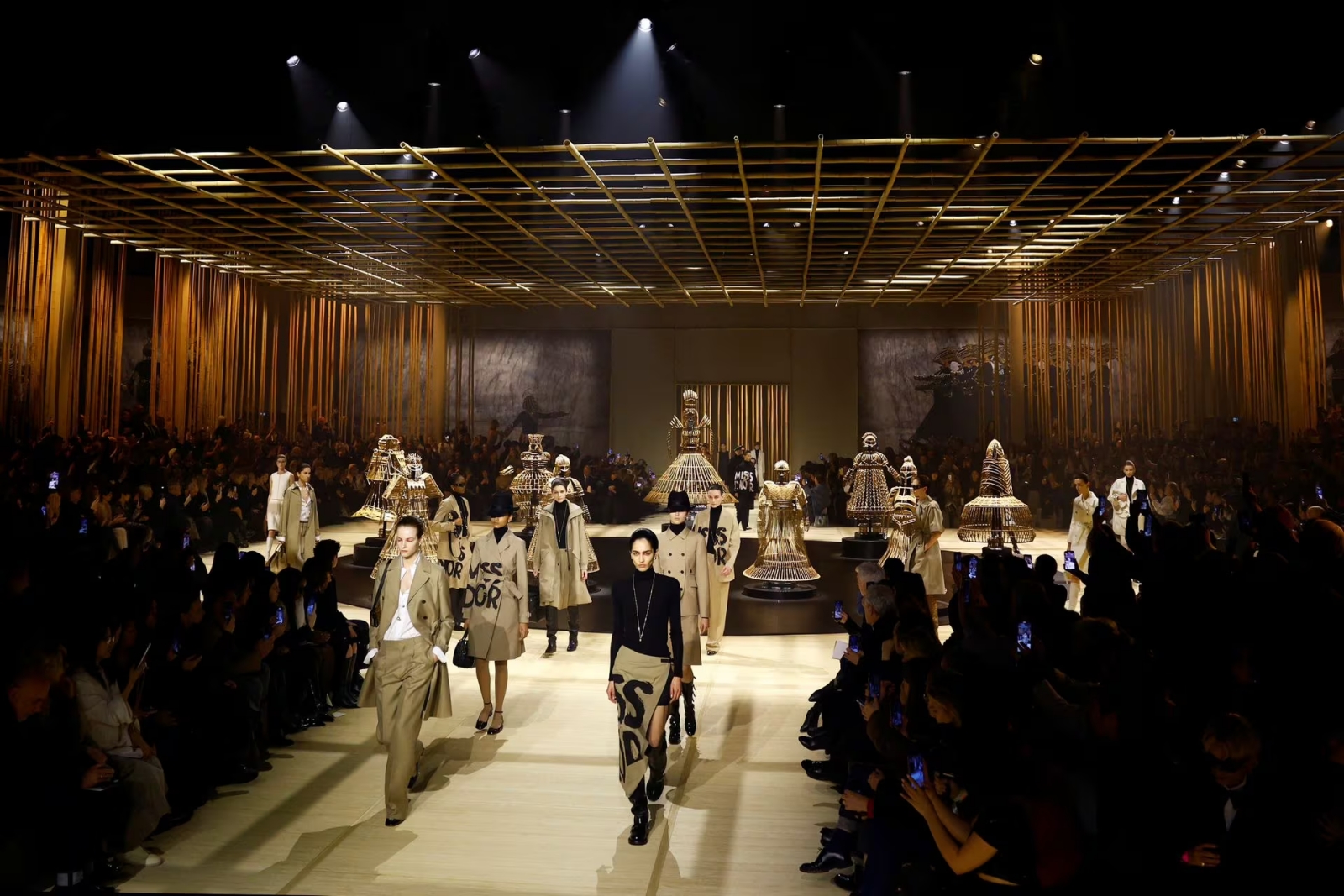Dior, Dior Thu Đông, Dior Ready To Wear 2024, BST Thu đông 2024, xu hướng thời trang 2024, paris fashion week