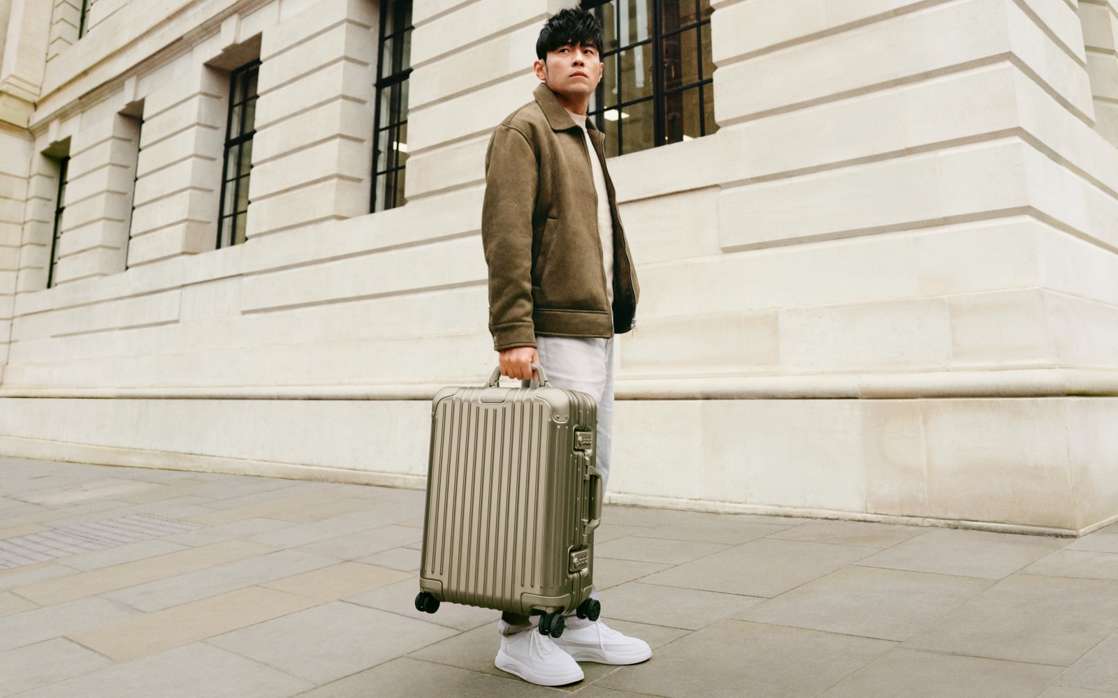 RIMOWA, châu kiệt luân, jay chou, hành lý cao cấp, hành lý xa xỉ