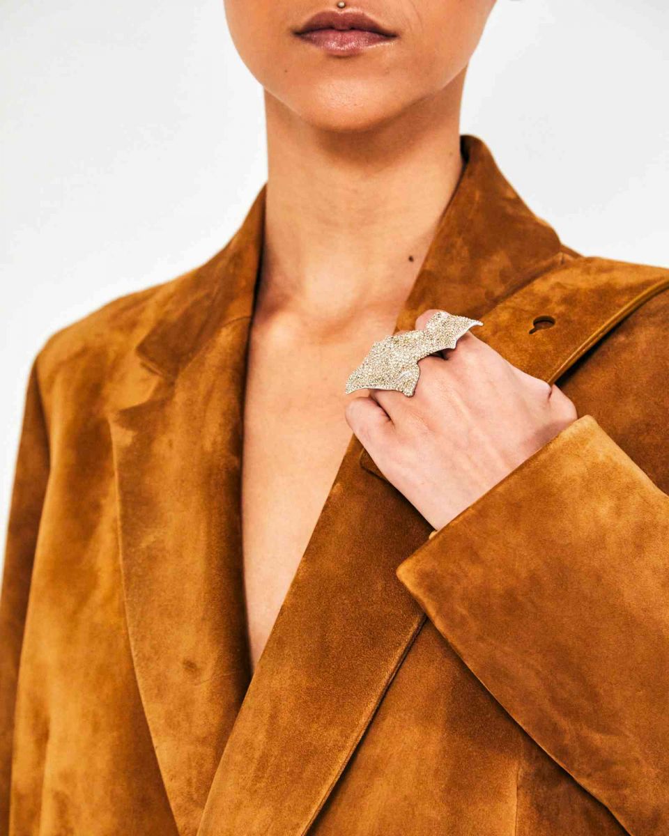 Loewe, Lynda Benglis, trang sức 2024, bst thời trang xuân hè