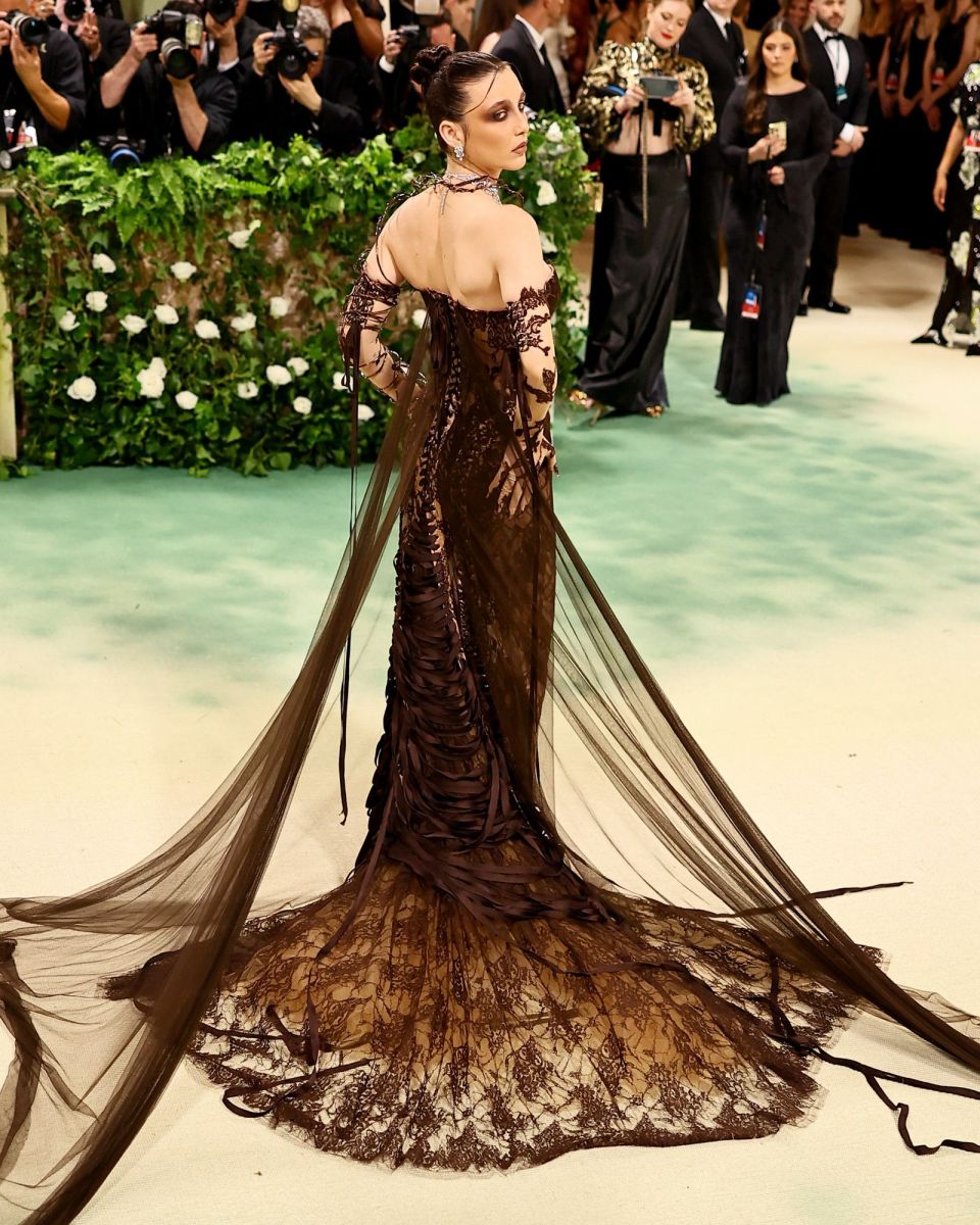 Met Gala 2024, best looks red carpet, zendaya, Maison Margiela, Loewe, Thom Browne, Alexander McQueen, Burberry