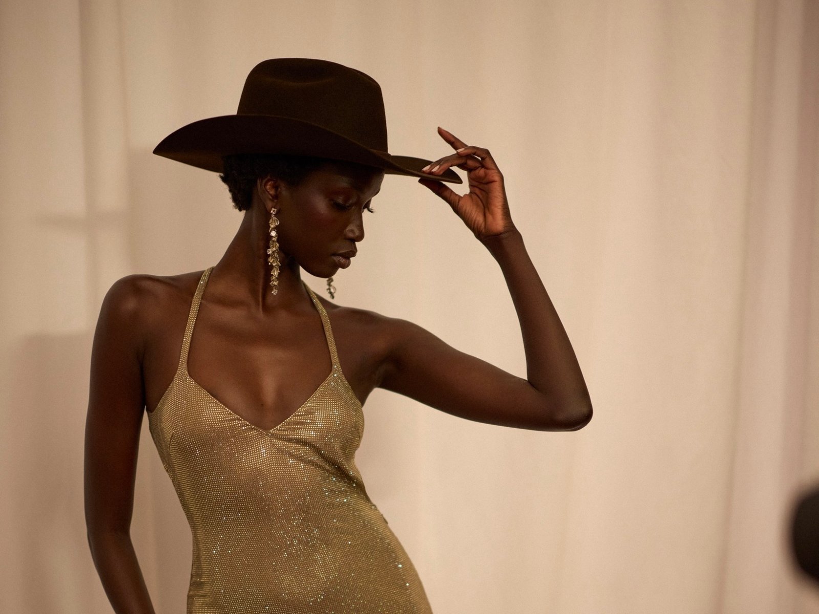 Ralph Lauren Fall/Holiday 2024, Ralph Lauren, thời trang 2024, xu hướng thời trang, bst mùa thu, fashion week, runway