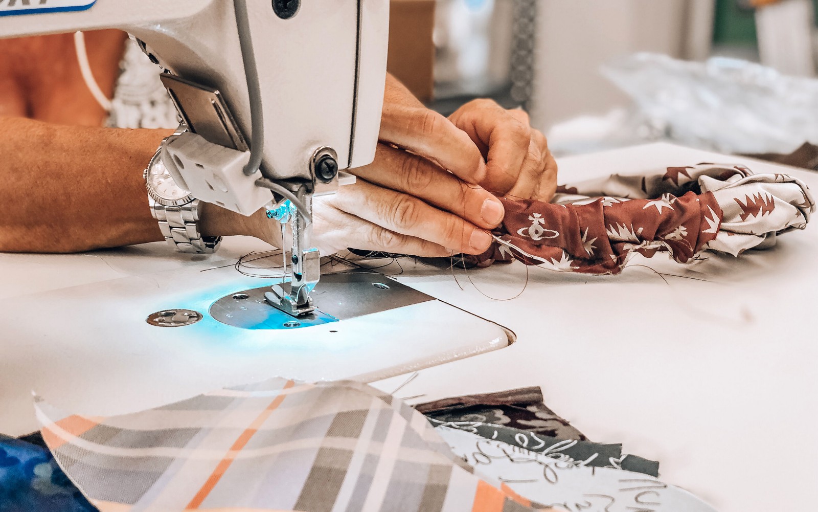 thời trang bền vững, sustainability fashion, luxury fashion industry, Stella McCartney, Gucci, Burberry