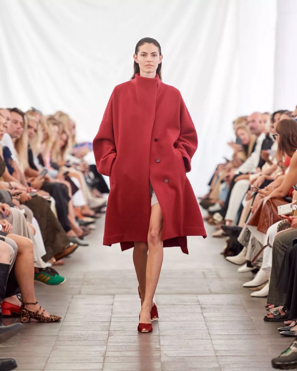 Copenhagen fashion week, fashion week 2025, fashion trend, sustainability fashion, tuần lễ thời trang, xu hướng xuân hè 2025