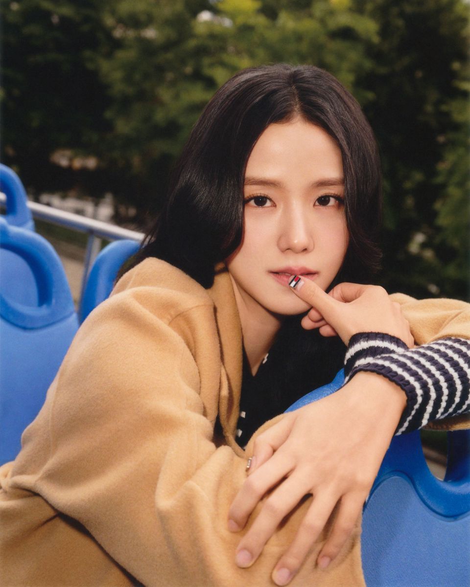 Tommy Hilfiger, Kim Jisoo, Blackpink, thời trang thu đông, xu hướng thời trang