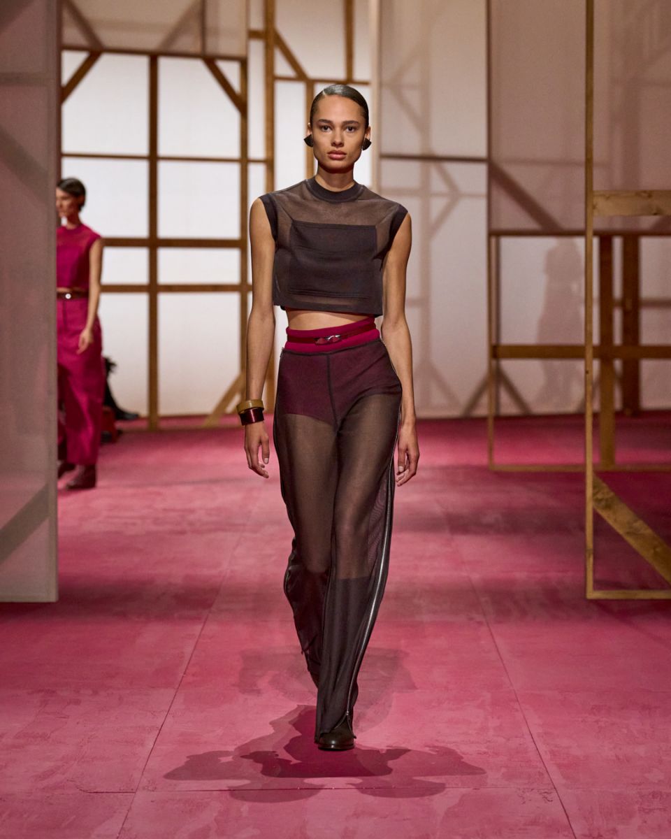 BST Xuân-Hè 2025 Hermès, Chất liệu da thời thượng, Xu hướng Xuân hè 2025