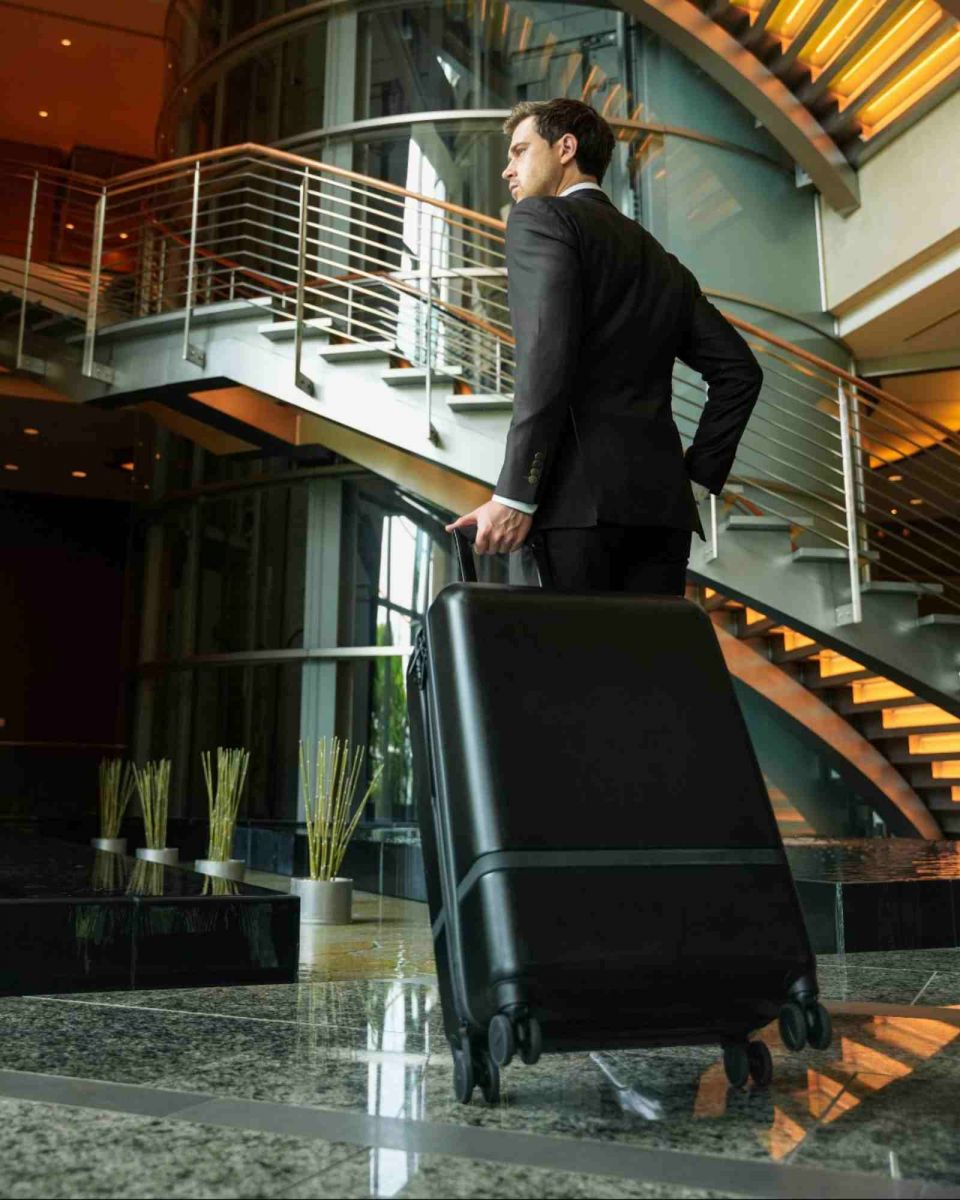 Top các thương hiệu vali, Các vali tốt nhất, du lịch trải nghiệm, RIMOWA, Paravel, NOMATIC, Horizn Studios, Solgaard 