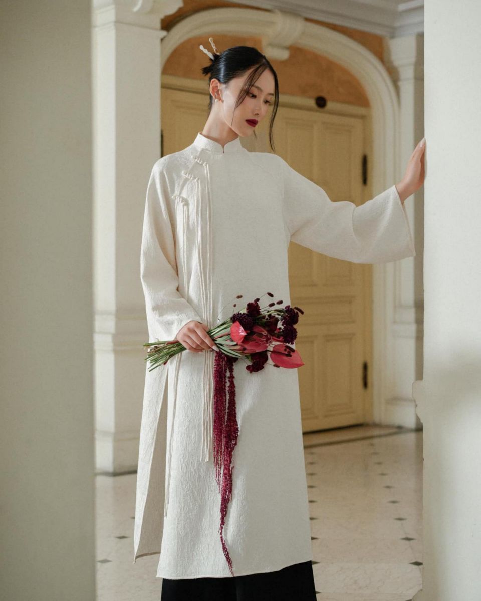 áo dài 2025, áo dài tết, thương hiệu áo dài, Thủy Design House, WEPHOBIA, H2B à La Mode, ĐINH ĐANG, Xéo Xọ, KEIRA TONG, D.Chic