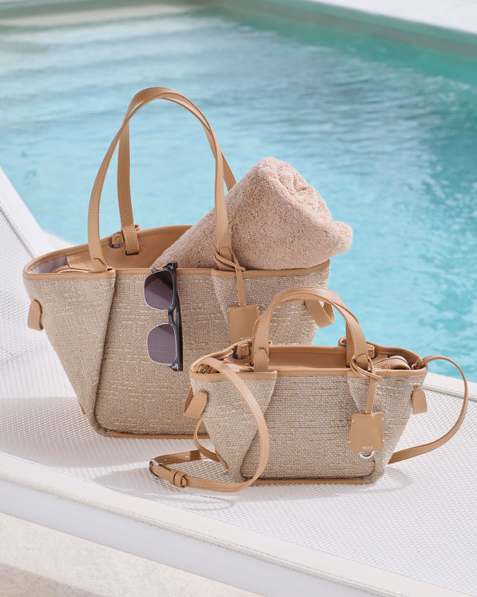 TUMI SPRING 2025