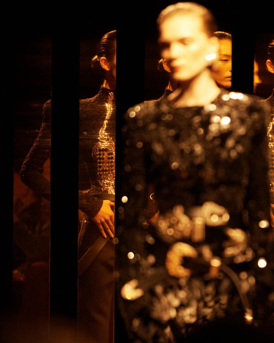 Paris Fashion Week 2025, fashion show, Xu hướng thời trang 2025, Schiaparelli fall winter 2025 ready to wear