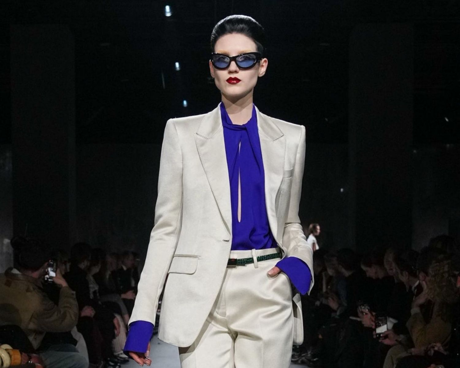 Paris Fashion Week, thời trang thu đông, xu hướng thời trang, fall winter collection, ready to wear show, Dior, Alaïa
