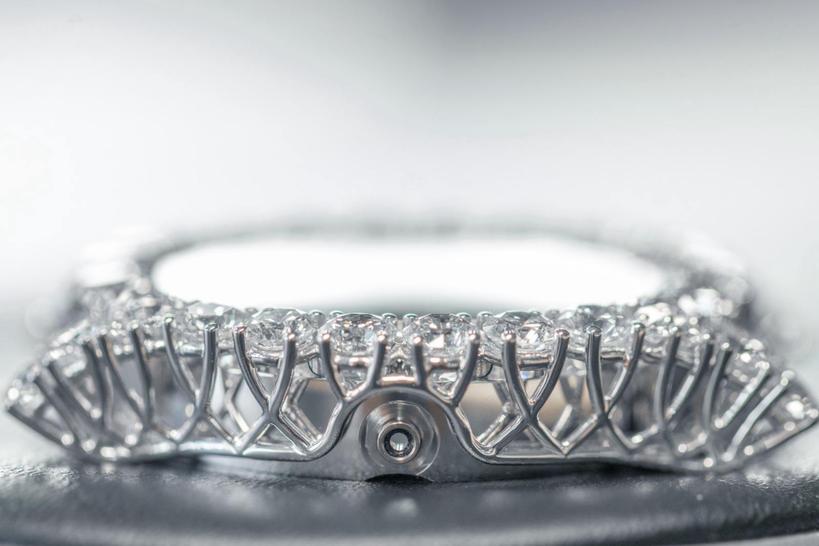 Chopard, Bella Hadid, L’Heure du Diamant, trang sức kim cương