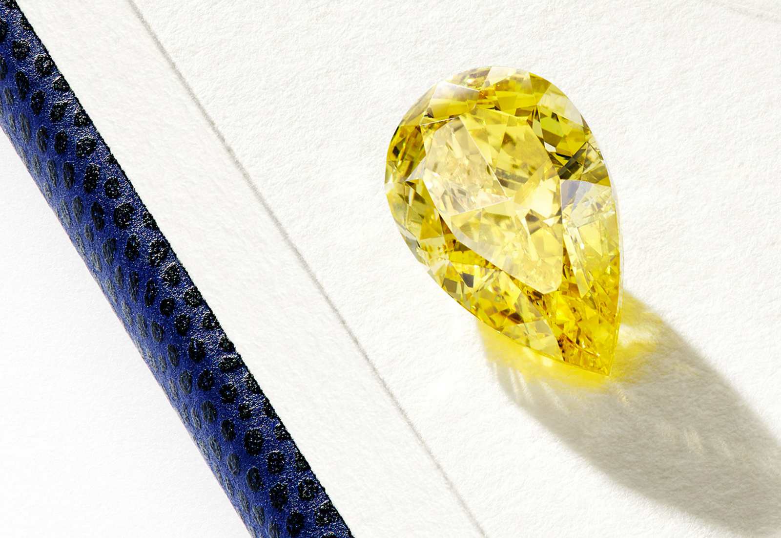 Chaumet, high jewelry, savoir faire, kỹ thuật chế tác, trang sức cao cấp, kim cương, tiêu chí 4C GIA, fil-couteau, trompe l'œil, pear-shaped