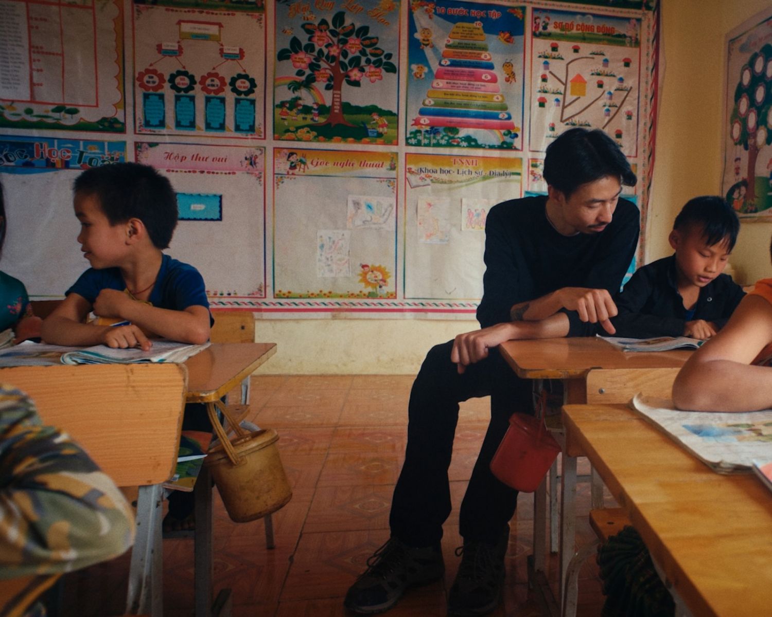 Đen Vâu, Nấu ăn cho em, Mv âm nhạc, music video, nuôi em, du lịch thiện nguyện