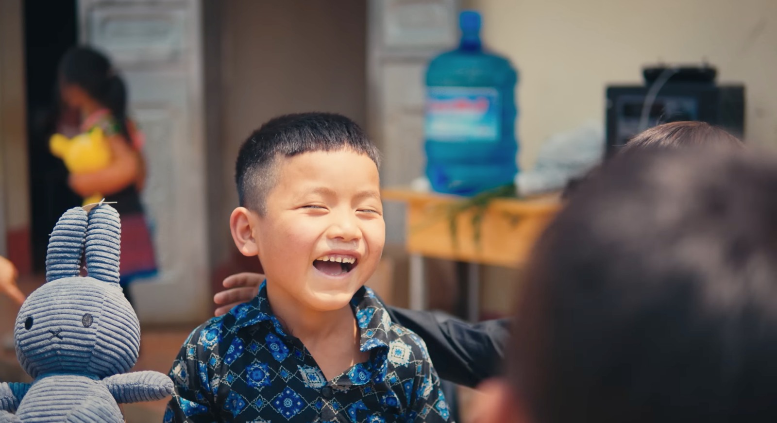 Đen Vâu, Nấu ăn cho em, Mv âm nhạc, music video, nuôi em, du lịch thiện nguyện