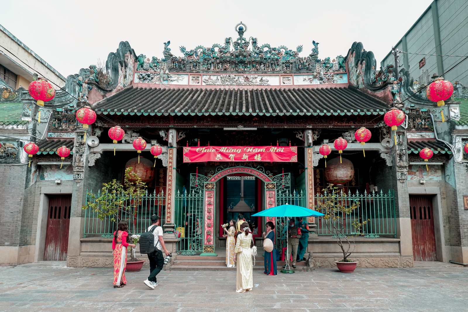 chua-ba-thien-hau-le-chua-dau-nam-di-chua-tet-2023-quy-mao