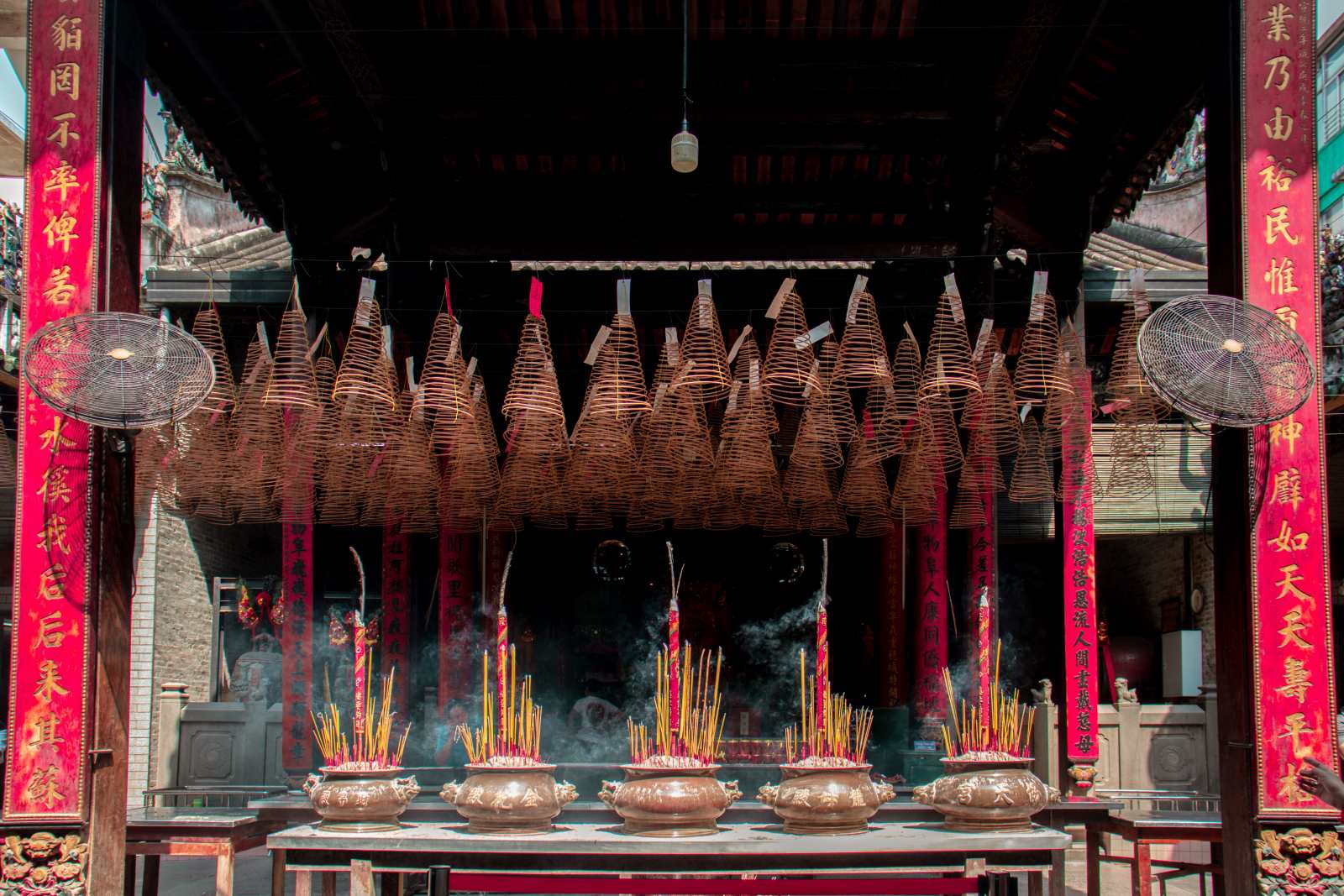 chua-ba-thien-hau-le-chua-dau-nam-di-chua-tet-2023-quy-mao
