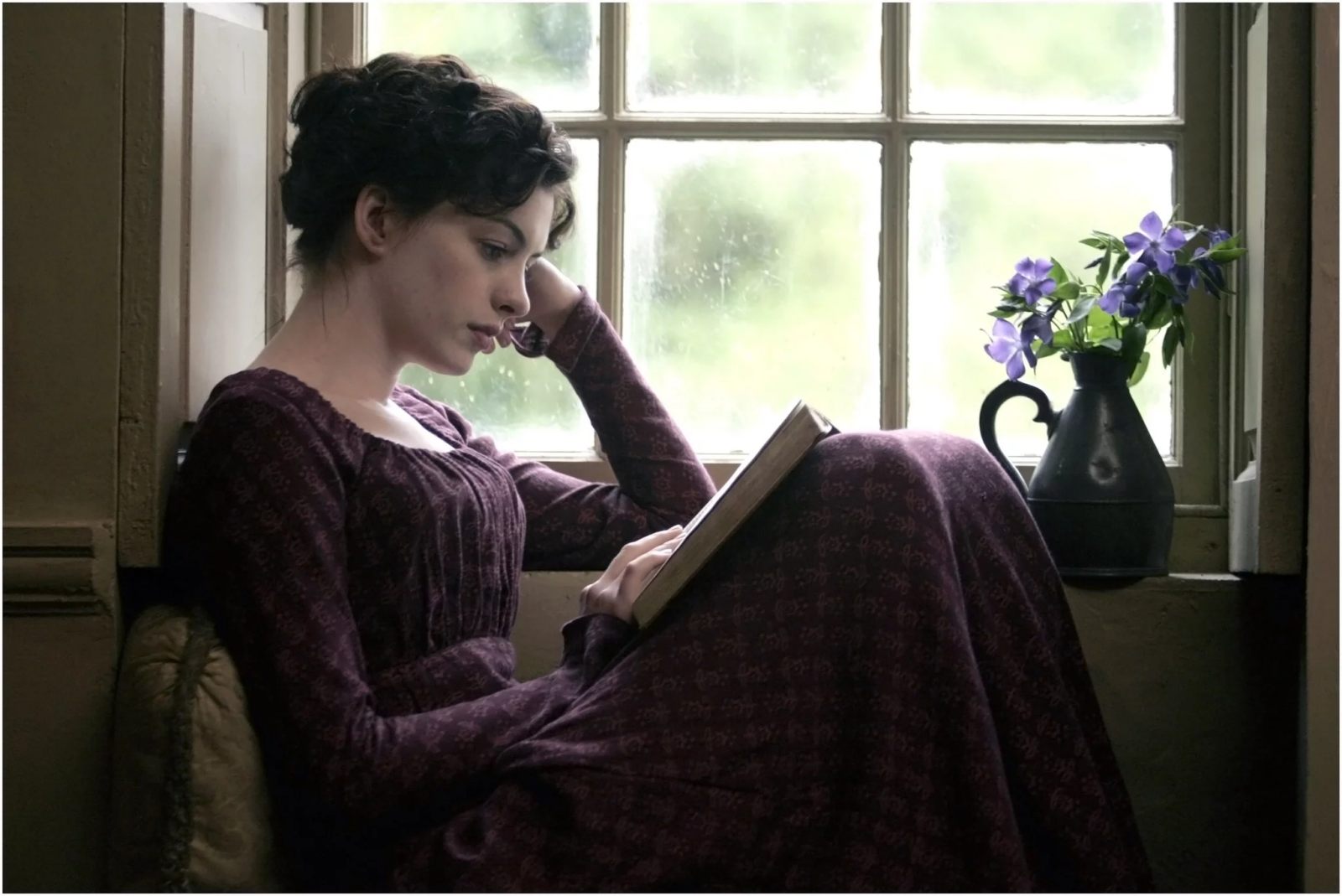 Becoming-Jane-review-phim-chuyen-tinh-cua-jane-Jane-Austen-Anne-Hathaway-James-McAvoy