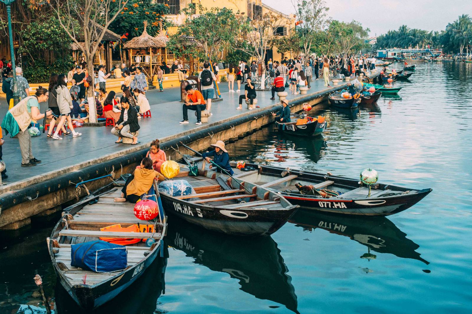 vietnam-a-tourist-guide-to-love-destinations-travel-where-what-to-eat-wwk