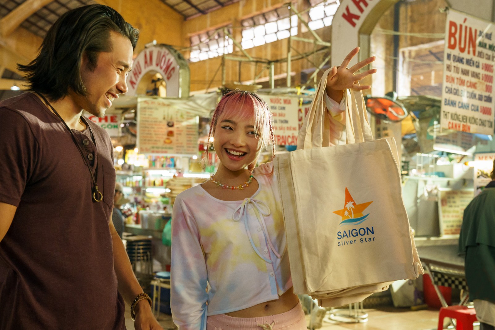 vietnam-a-tourist-guide-to-love-destinations-travel-where-what-to-eat-wwk