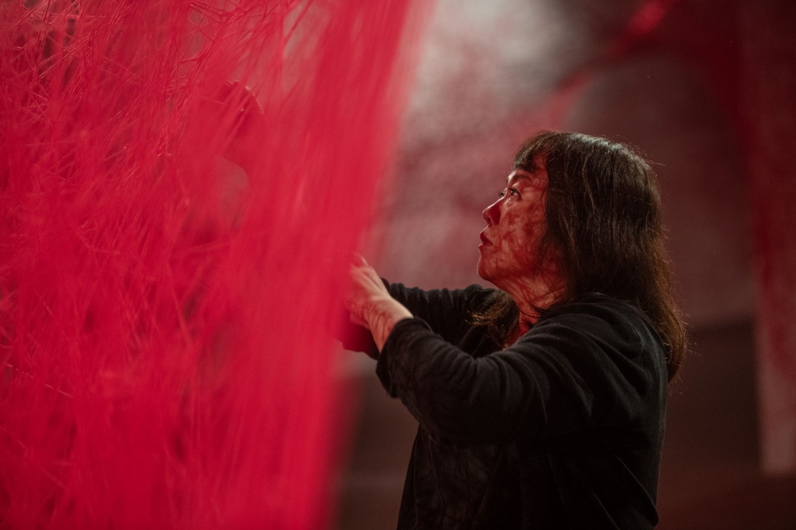 Thủy triều cảm xúc, A tide of Emotions, Chiharu Shiota, triển lãm, triển lãm hà nội, vcca hà nội, VCCA Vincom Center for Contemporary Art